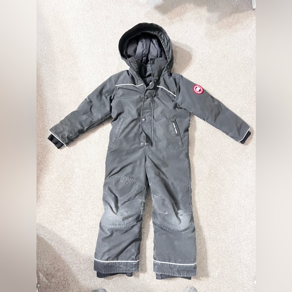 Canada Goose overall 4-5 T black - Picture 5 of 7